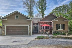 Maggie Valley Home with Hot Tub, Deck and Forest Views